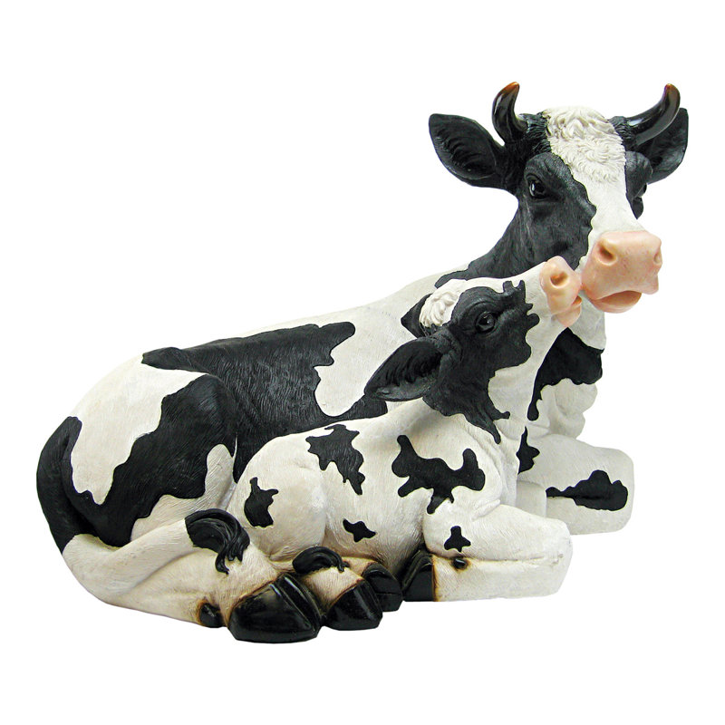 Statue de mère mère vache et veau