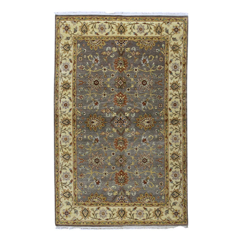 Wool Oriental Area Rug in Ivory