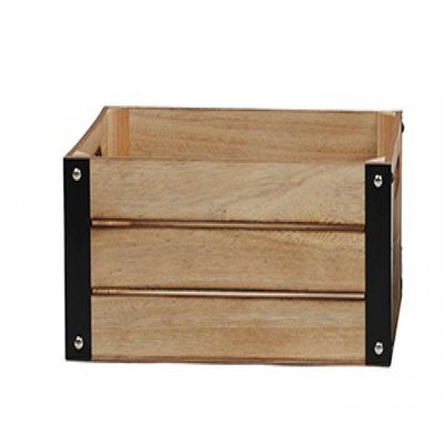 Bois avec caisse en fer