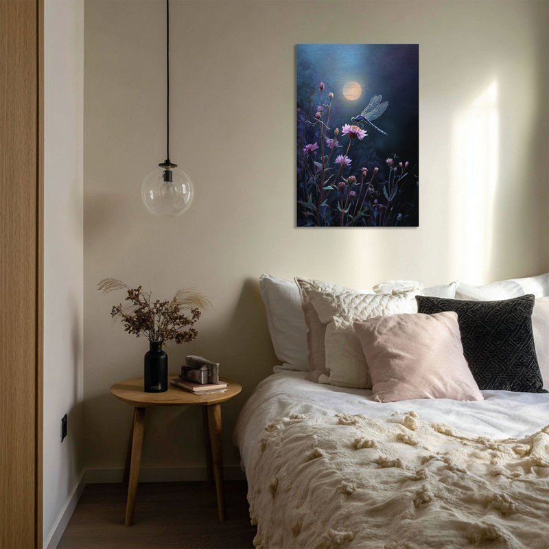 Libellule bleue sur fleurs roses au clair de lune - Art mural sur toile - salon, chambre à coucher ou bureau, 16"W x 20"H