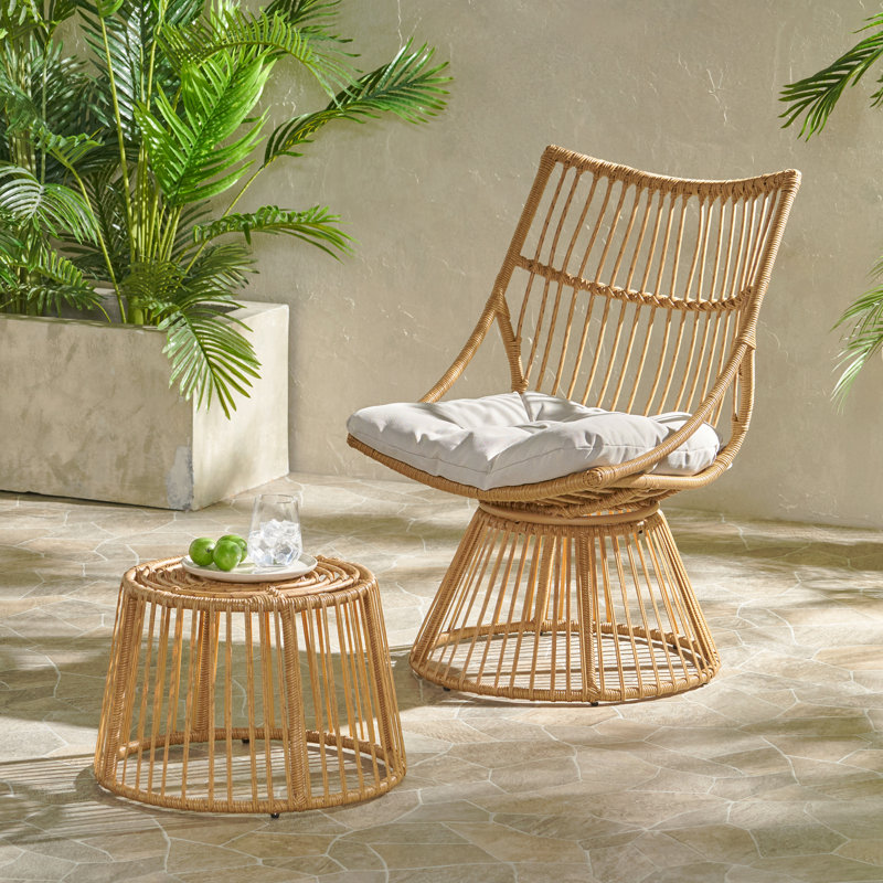 Chaise et table d'appoint