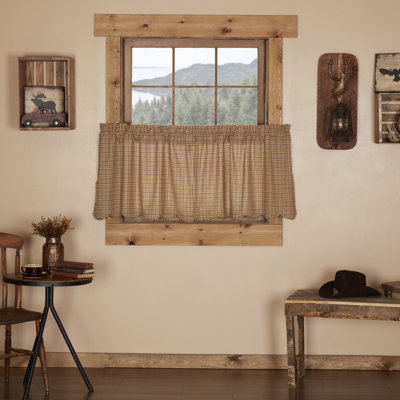 Lorena Cotton Plaid Scalloped Cafe Curtain