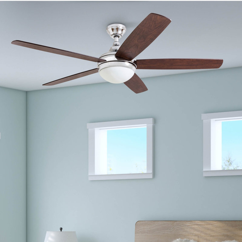 Ventilateur de plafond avec lumière DEL Ashby, Chrome avec pales en chêne clair