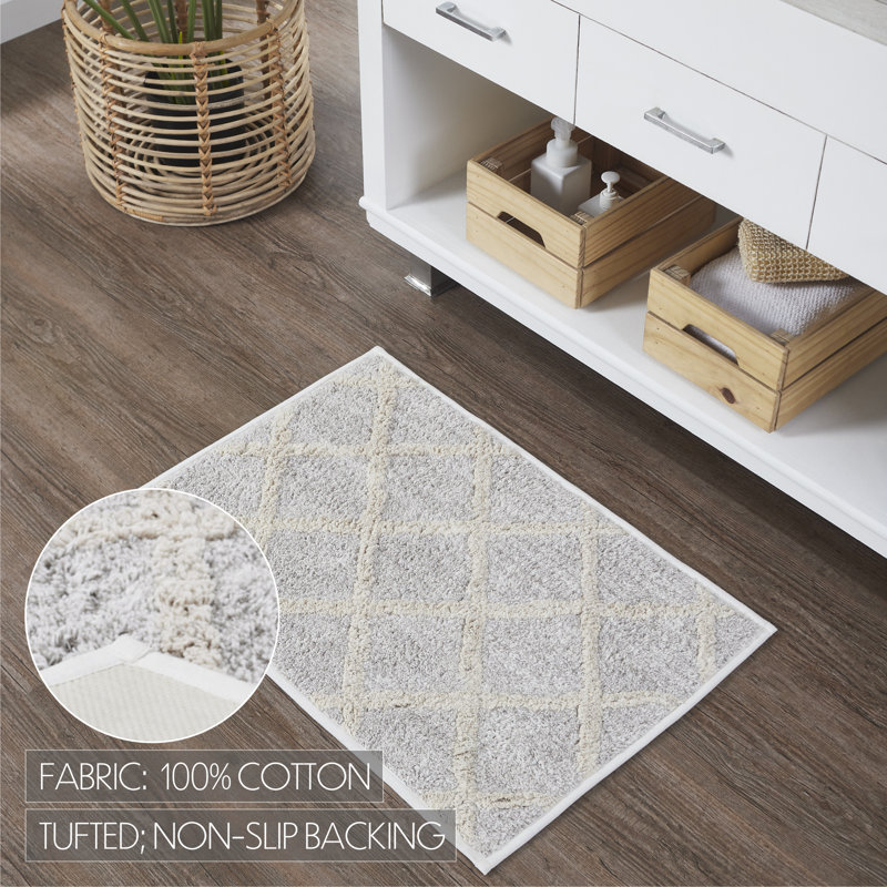 Oatmeal Tan Cotton Bath Mat with Geometric Pattern, 20x30