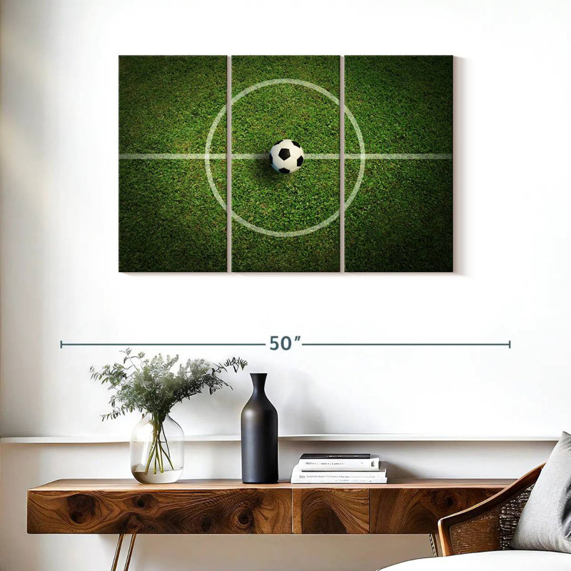 Ballon de football Sireci sur la ligne, H 24 po x l 38 po