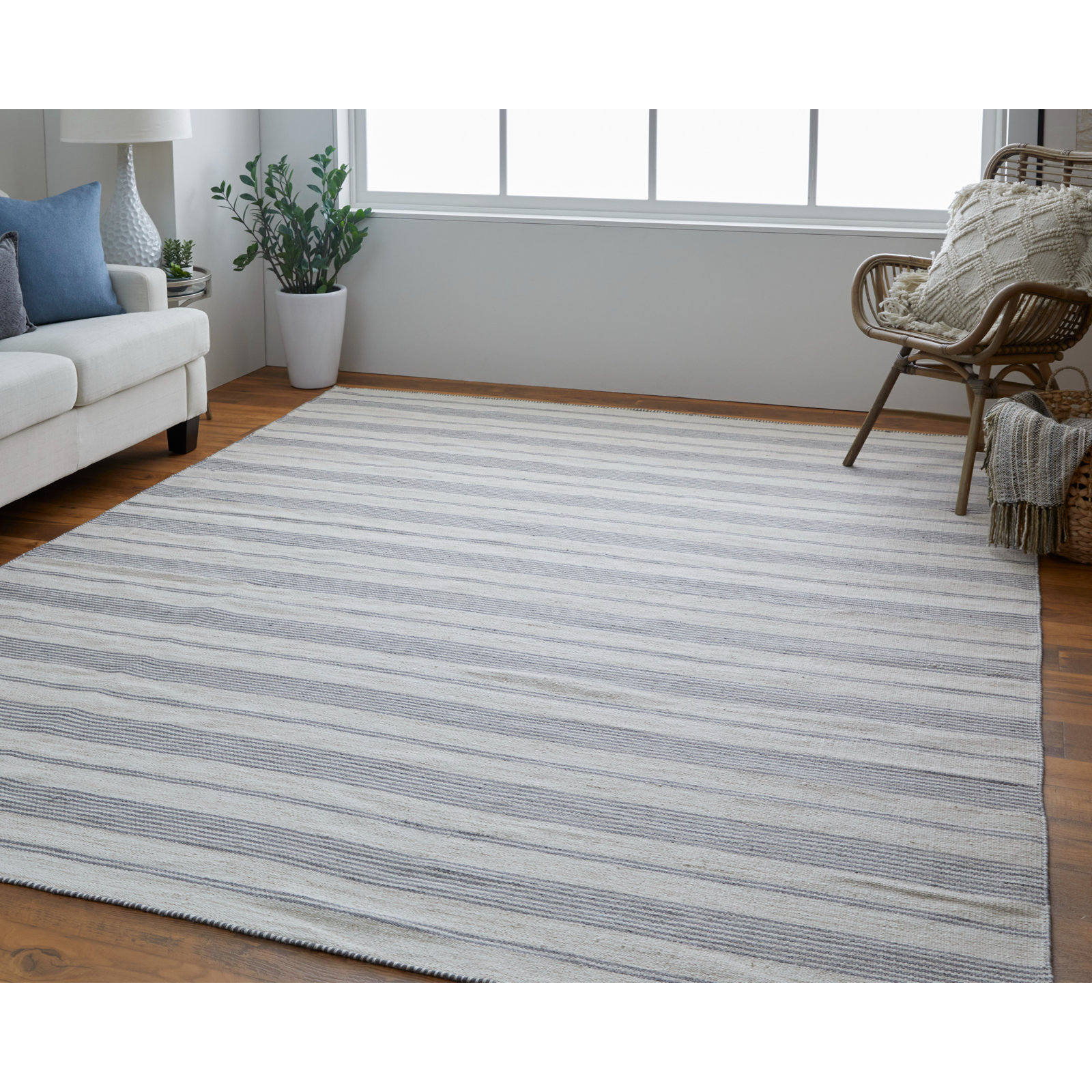 Shastina Handmade Recycled P.E.T Rug, Rectangle 5' x 8'