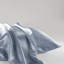Literie de luxe en satin simple - Froissé. Jusqu'à 16 po compatible avec les matelas. Avec 1 drap plat, housse et 4 taies d'oreiller. Doux et doux.. Draps bleus froissés. Convient aux matelas. Contient du bonheur soyeux.