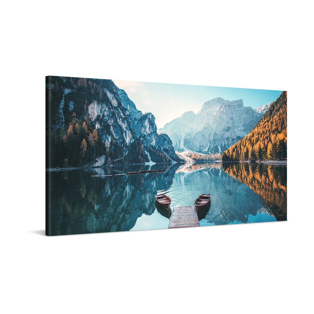 Leinwandbild Dolomites Mountain Braies Lake Braies Lake