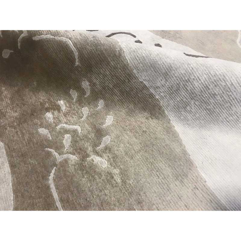 Hand-Knotted High-Quality Beige Area Rug