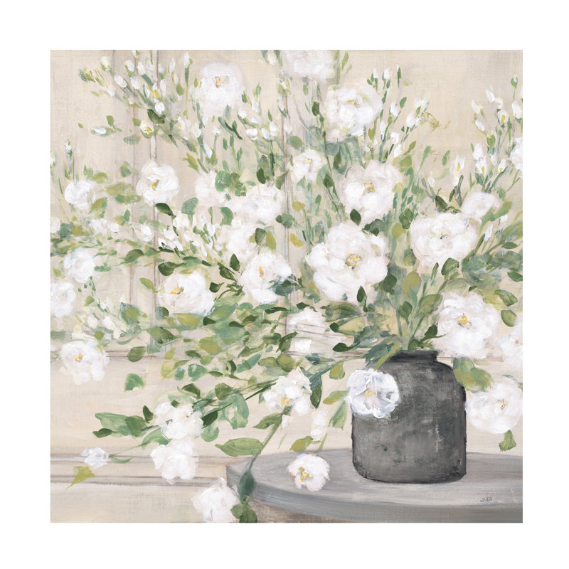 Vase blanc bouquet blanc par Julia Purinton, H 24 po x l 24 po x P 2 po
