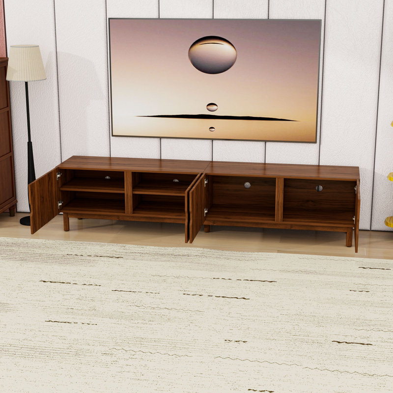 Meuble télé moderne avec portes d'armoire rainurées, tablettes réglables et gestion des câbles dissimulée