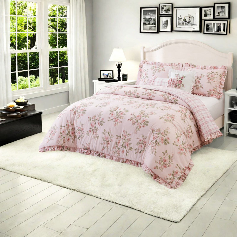 Ensemble de literie King, couette en microfibre rose à fleurs avec taies d'oreiller à volants