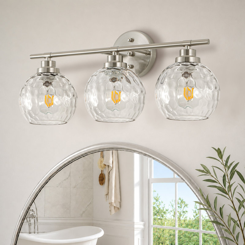 3 lumières 21 po Éclairage pour meuble-lavabo avec abat-jour en verre martelé, Nickel brossé
