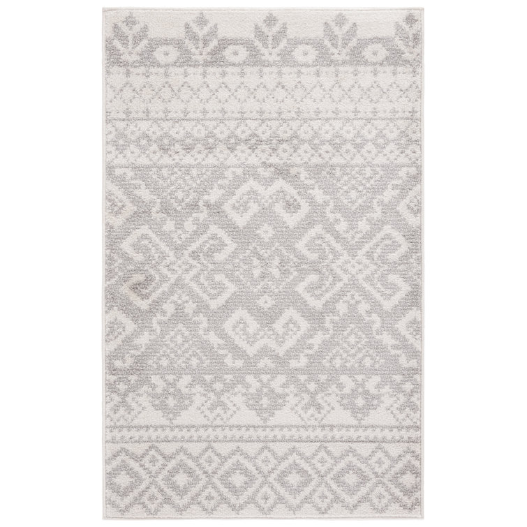 Wynn Southwestern Beige/Silver Rug