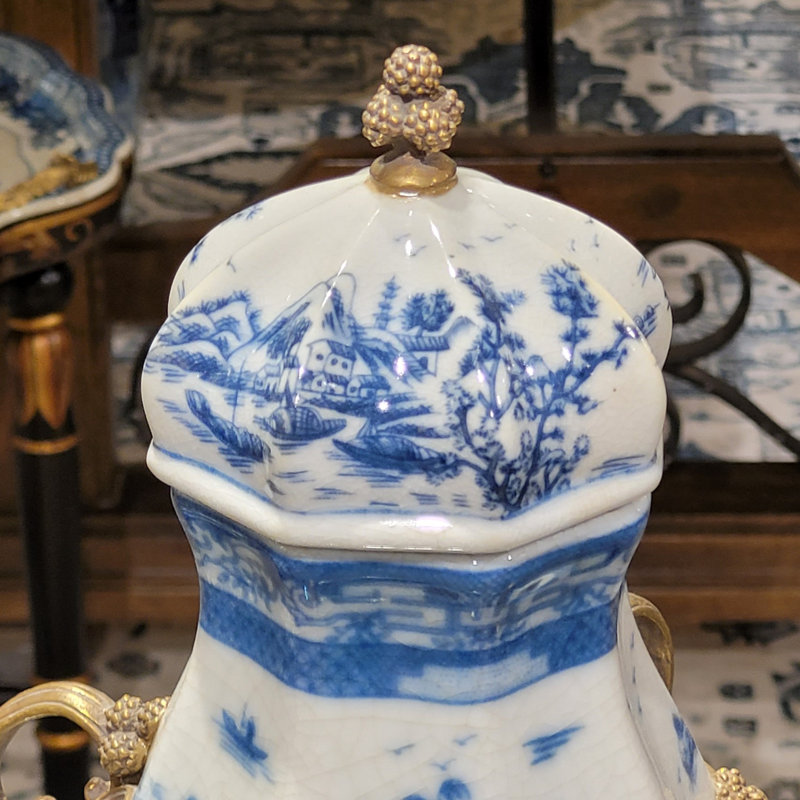 Hand Painted Decorative Porcelain Jar