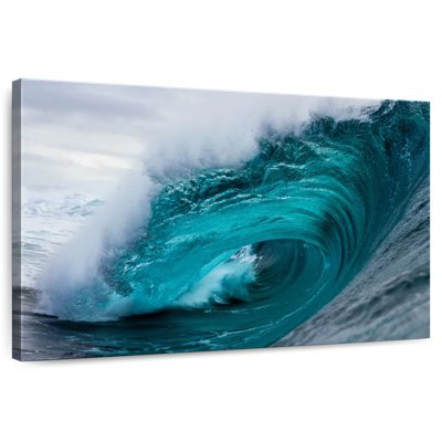 Gillard Powerful Ocean Wave