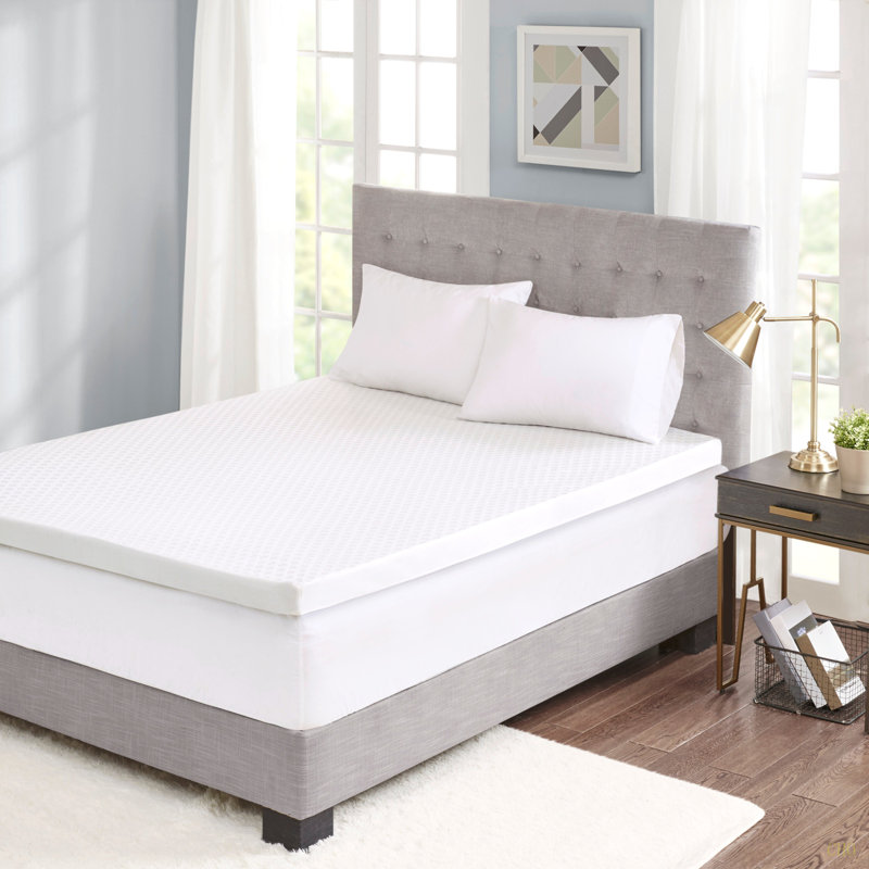 Surmatelas hypoallergénique de 3 po avec housse de refroidissement amovible Brasel, Lit simple