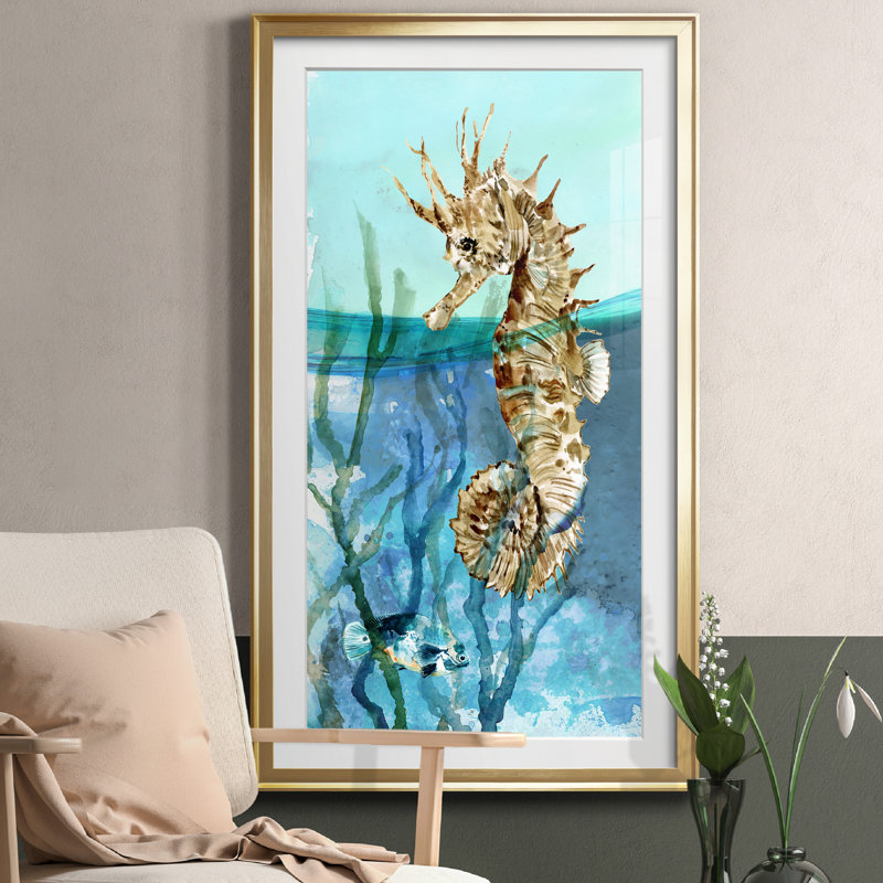 Delray Seahorse I - peinture encadrée, H 10,5 po x l 18,5 po x P 1,5 po, Doré