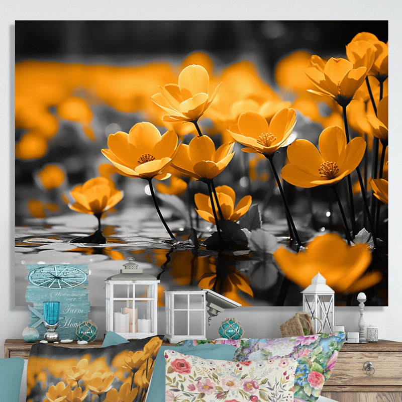 «Yellow Yellow Buttercups Golden Sunlight I», reproduction sur toile, Toile tendue, H 16 po x l 32 po x P 1 po