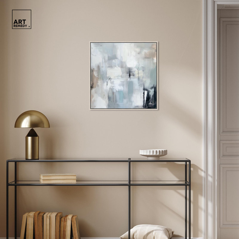 "Moonlit Veil II" par Minimal Abstracts par Art Remedy, Encadrement argenté, H 21 po x l 21 po x P 2 po