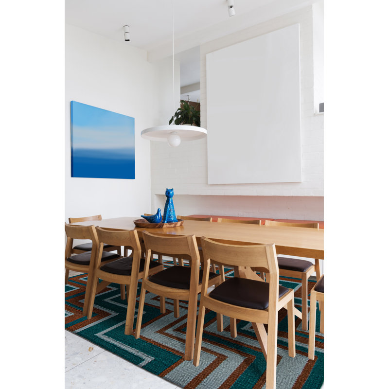 Légers mais robustes, les kilims turcs sont des tapis à tissage plat qui sont parfaits pour les endroits très passants comme le couloir ou la cuisine.