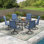 Ensemble repas pour 6 personnes, table ronde spacieuse avec chaises pivotantes