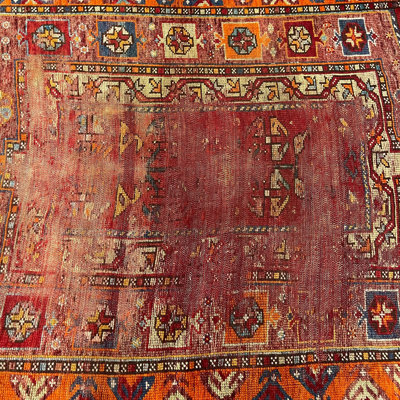 Classic Turkish Oushak Accent Rug in Red - Vintage Style for Bedroom or Dorm