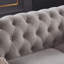 Élégant canapé Chesterfield en tissu de lin doux avec structure durable et sièges confortables, parfait pour les intérieurs modernes et classiques.-1925341393
