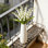 Grand vase de sol en céramique, grand vase à fleurs de 17,7 pouces pour la décoration intérieure, salon de campagne moderne, chambre à coucher, bureau, glacis blanc brillant