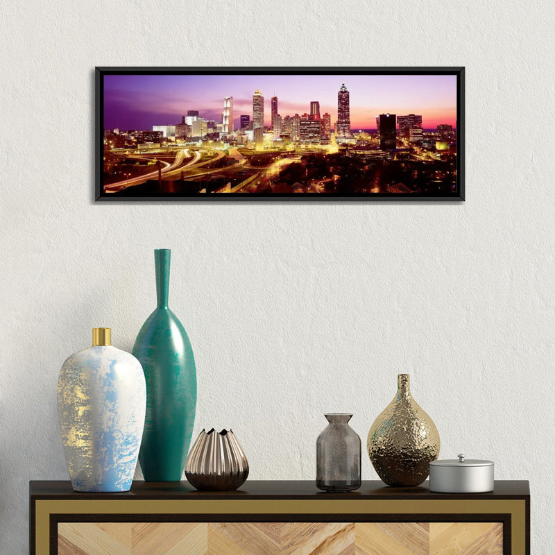 « night, atlanta, georgia », reproduction de photo sur toile, H 20 po x l 60 po x P 1,5 po, Cadre noir