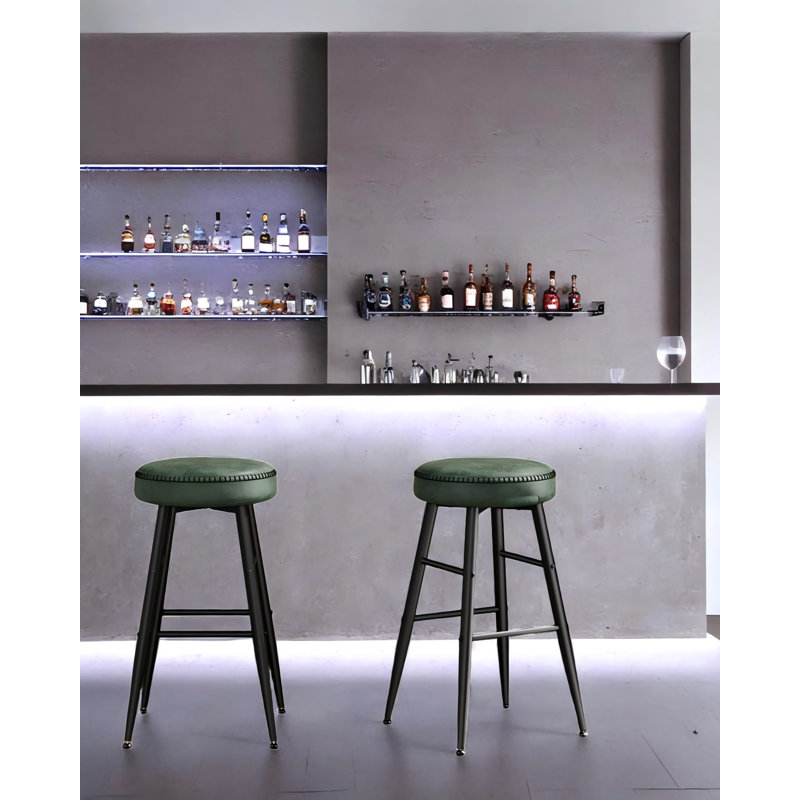 Tabouret Parmley, Similicuir vert / cadre noir, Tabouret de comptoir (siège d'une hauteur de 24,8