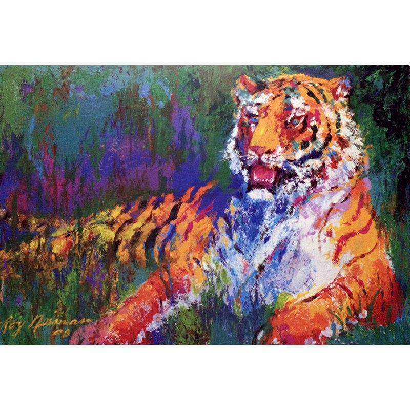 Tigre au repos, H 12 po x l 18 po