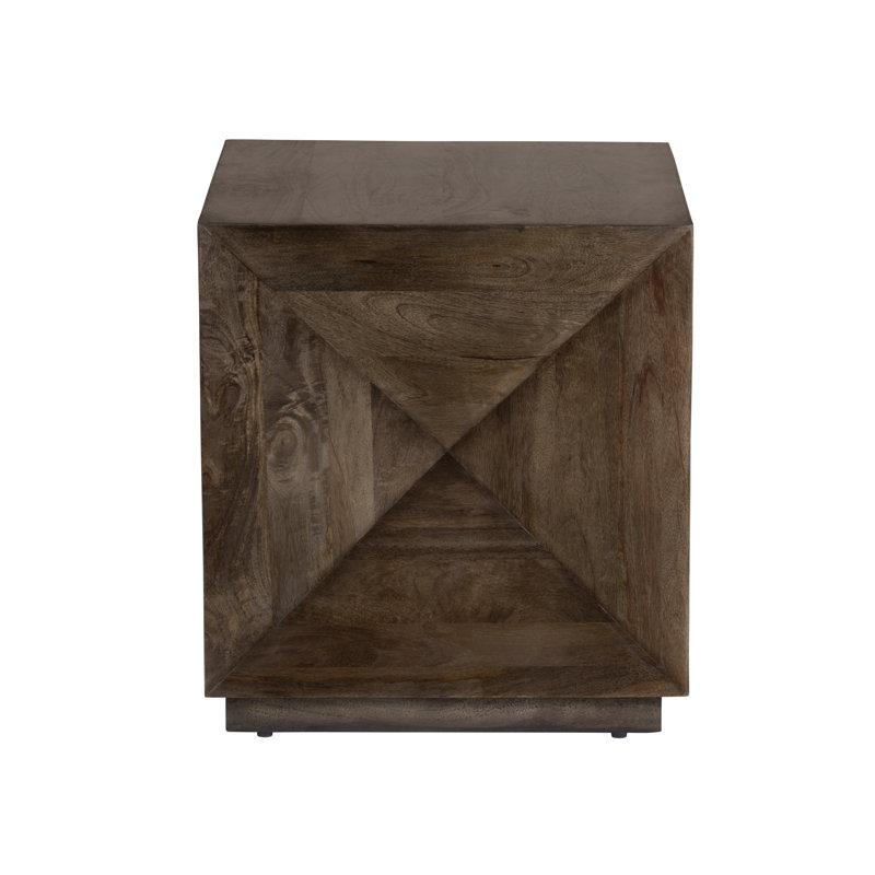 Table carrée décorative