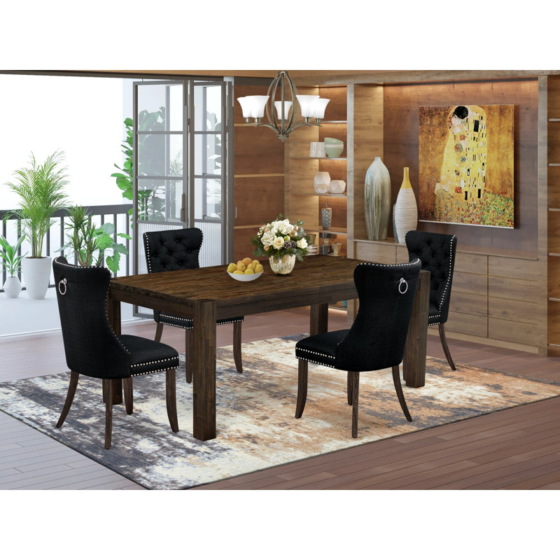 L'ensemble de salle à manger 5 pièces contient une table de cuisine rectangulaire en bois rustique et 4 chaises Parson rembourrées en polyester