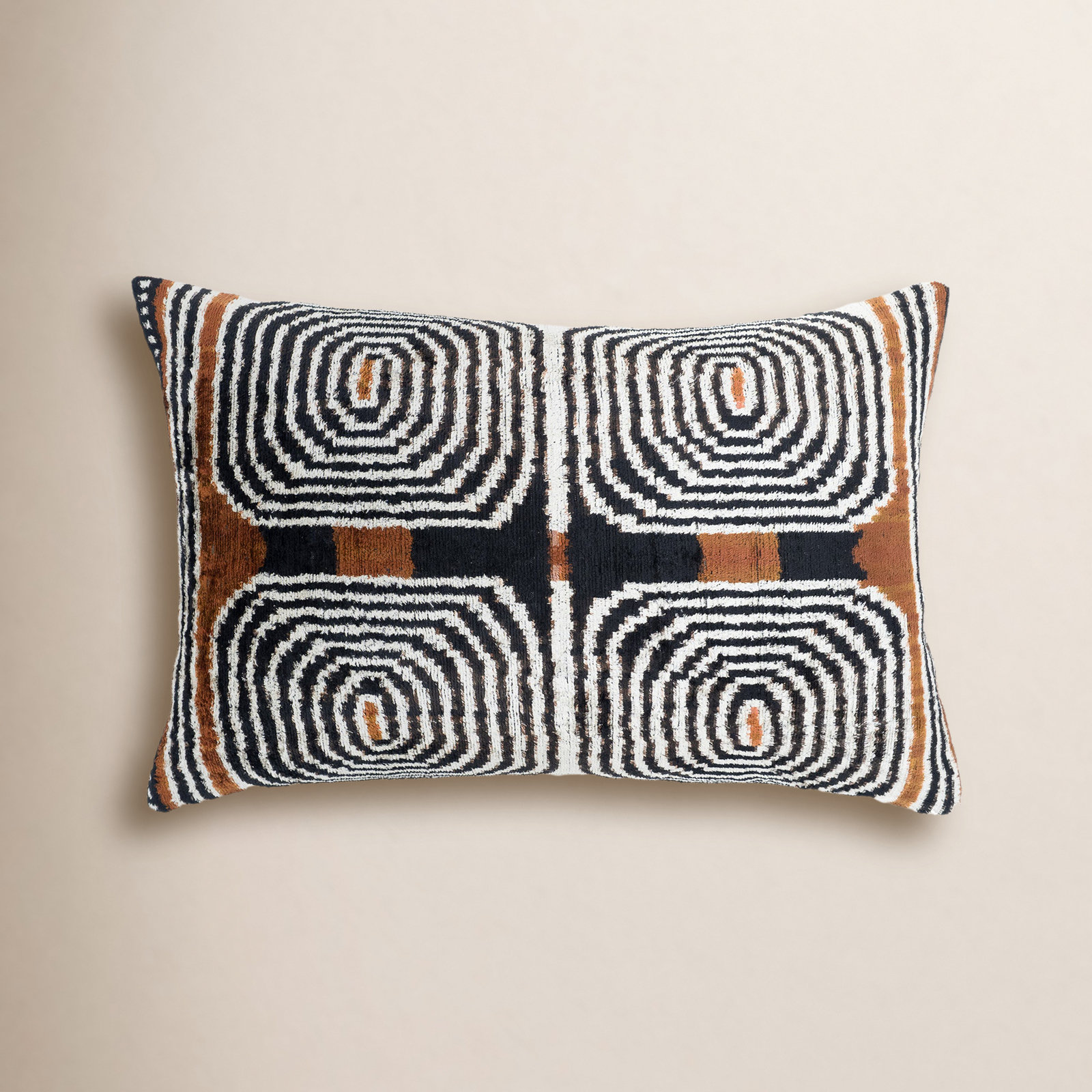 Jolia 24" x 16" Pillow Cover
