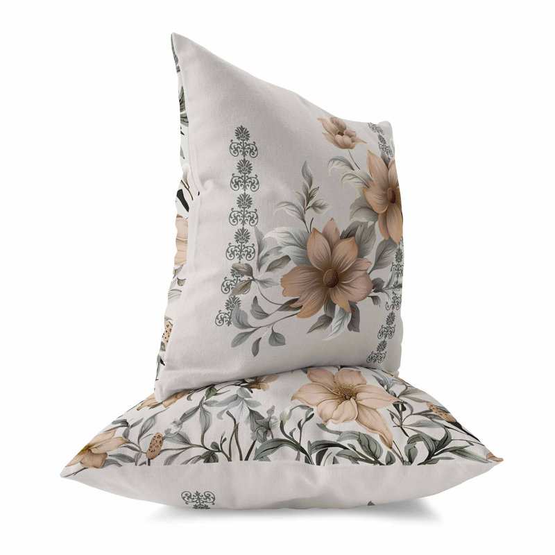 Coussin décoratif réversible intérieur / extérieur Petal Perfection, H 16 po x l 16 po, Loup des bois / floral gris