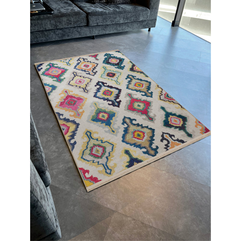 Tapis rectangulaire Xaven, Rectangle 2 pi 8 po x 5 pi