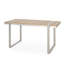  Élégante table de salle à manger d'extérieur en aluminium avec plateau élégant d'aspect bois, parfaite pour les repas et les réceptions, conception rectangulaire résistante aux intempéries, finition argent et bois
