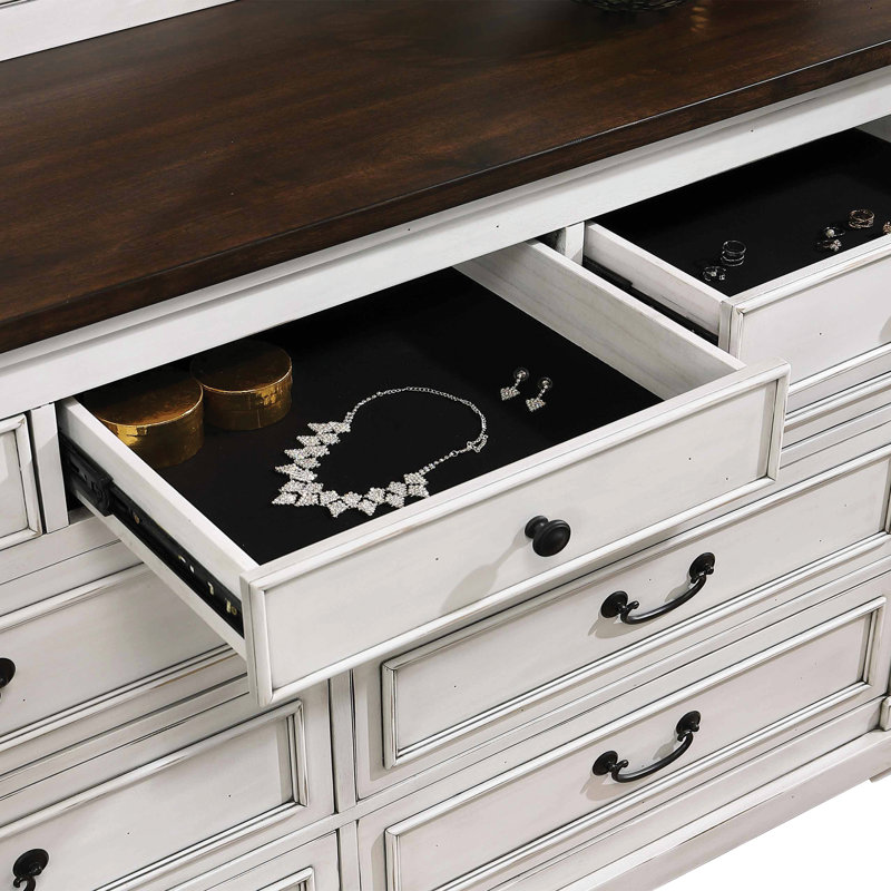 Commode 9 tiroirs l 62,6 po Avarae