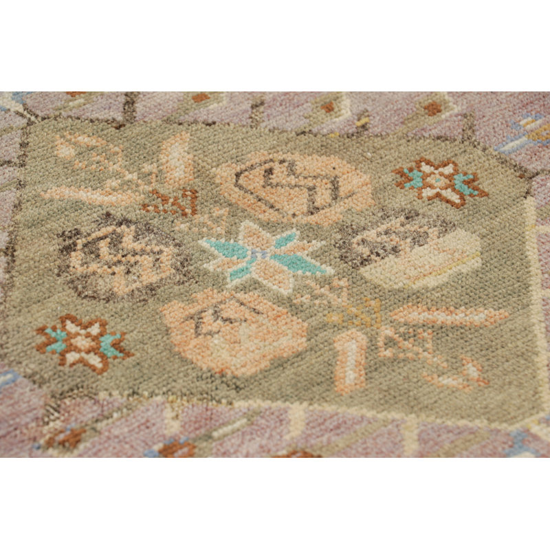One-of-a-Kind 2'2" X 2'4" Area Rug