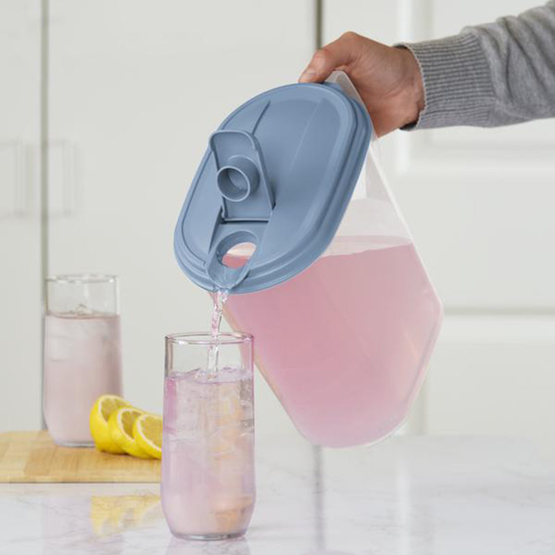 Sterilite 1 Gallon Plastic Hinged Pitcher w/ Comfort Grip Handle, Blue, 18 Pack