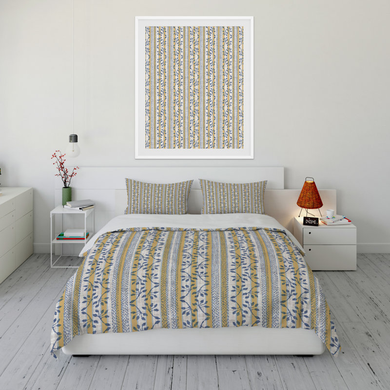 Polyester Comforter, Queen Comforter + 2 Standard Pillowcases