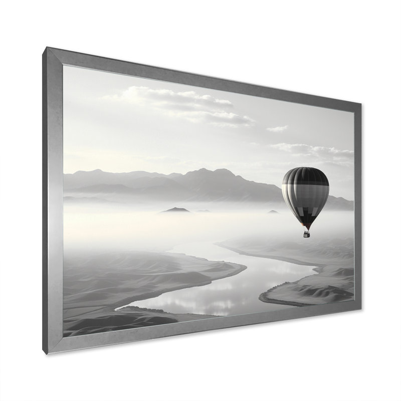 Montgolfière grise sur fond monochrome, H 34 po x l 44 po x P 1,5 po, Cadre photo argenté