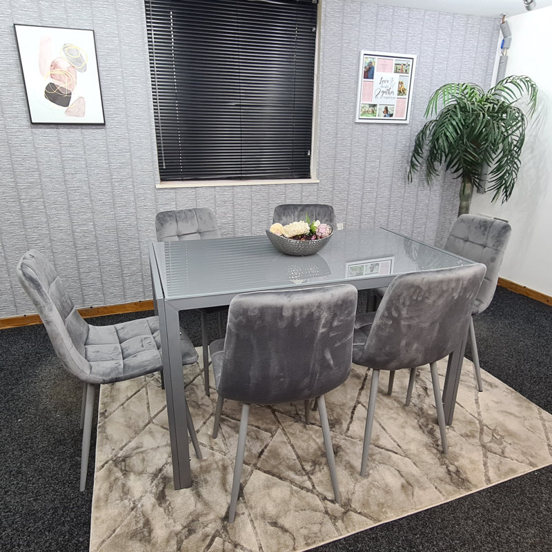 Asturias 6 - Person Dining Set