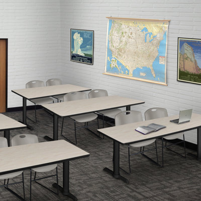 Neyland Cain T-Base training table and 2 Zeng stackable chairs