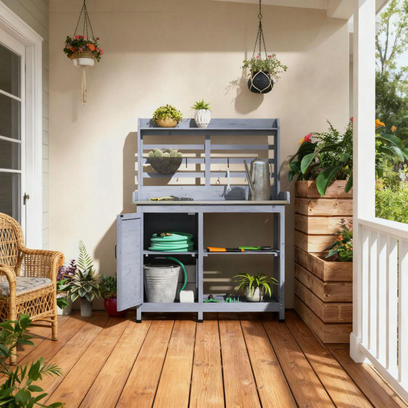Easy to Clean Wooden Potting Bench