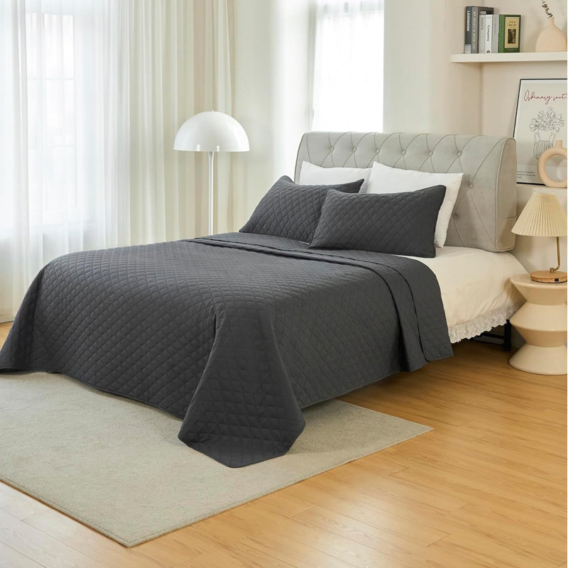 Monzell Polyester Geometric Shapes Bedspread with Pillowcases, Dark Grey, 220 x 240cm - 2 Pillowcases
