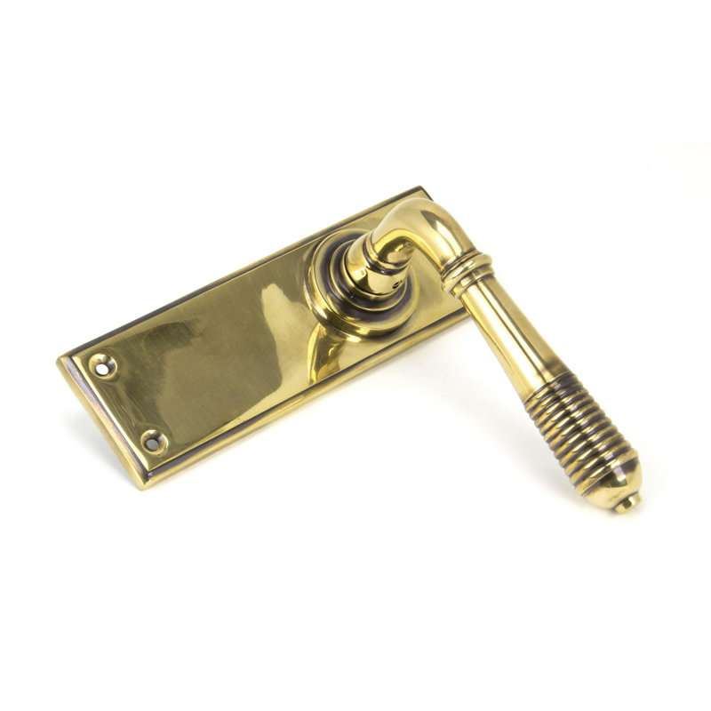 Reeded Lever Latch Set, Aged Brass
