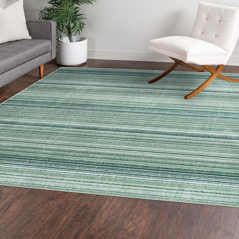 Tapis d'intérieur rayé Hulsey, Green, Rectangle 6 pi 1 po x 9 pi 2 po