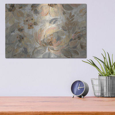 «Ivory Floral» par Silvia Vassileva